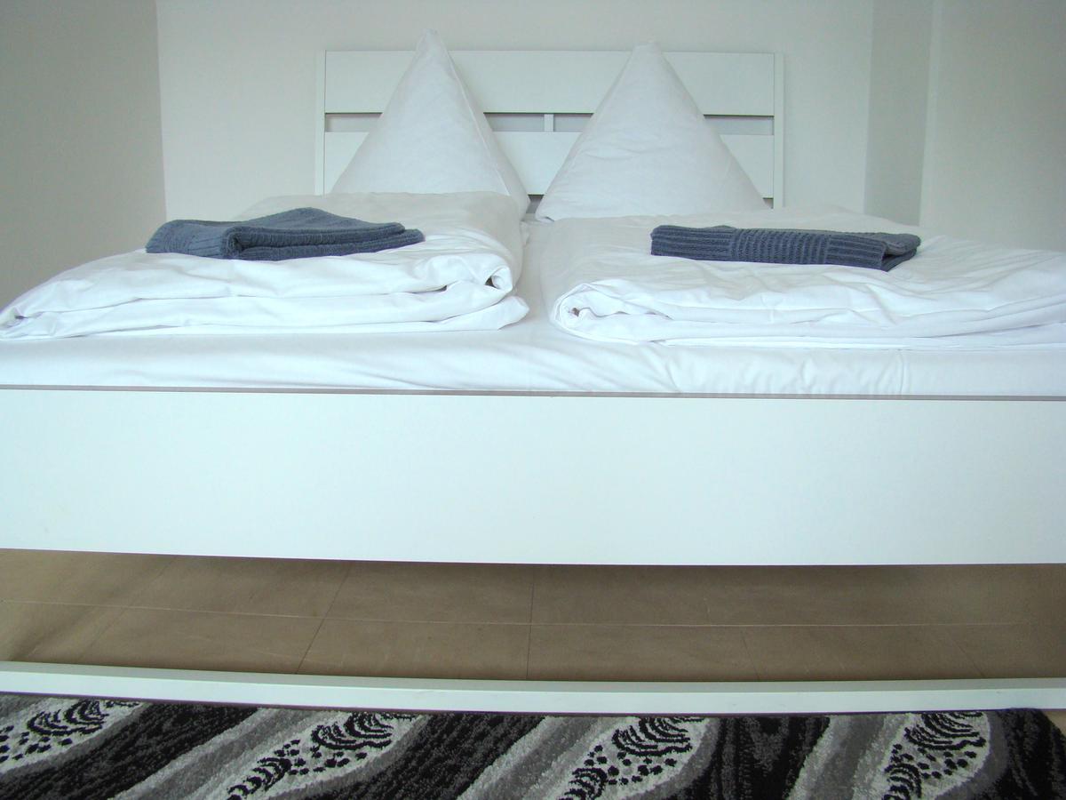Hostel Potsdamer Platz - & *